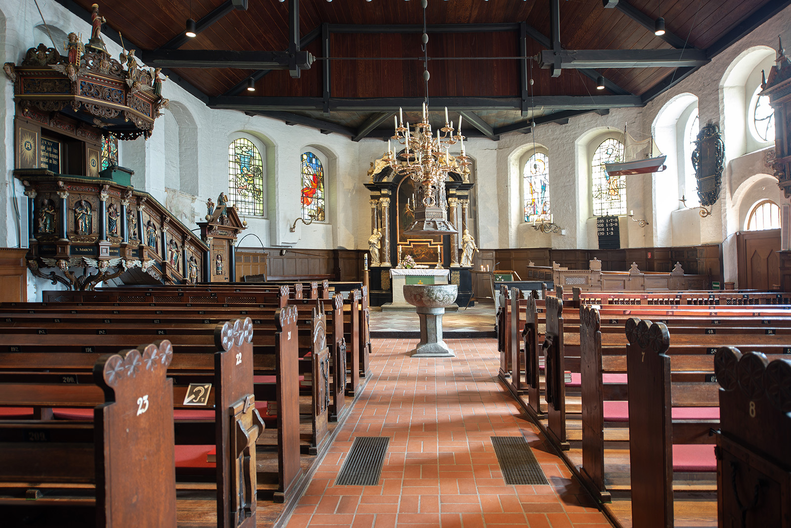 Lübeck-Schlutup, St. Andreas – Fischerkirche