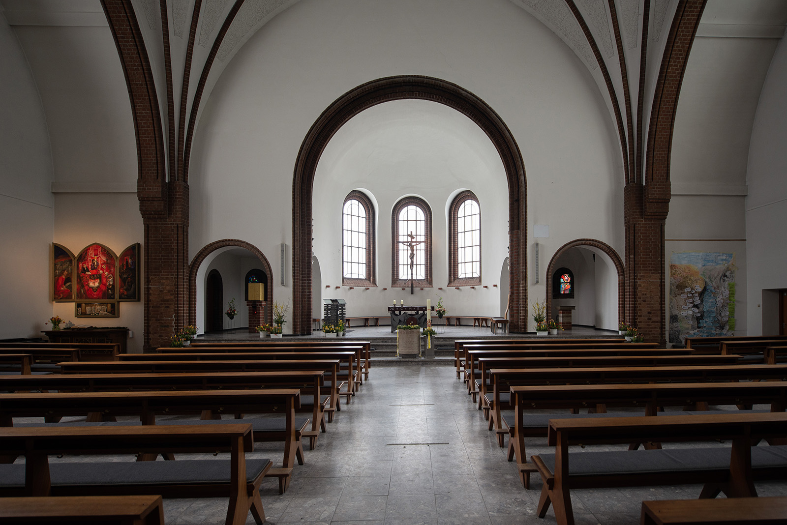 Kiel-Blücherplatz, St. Heinrich-Kirche